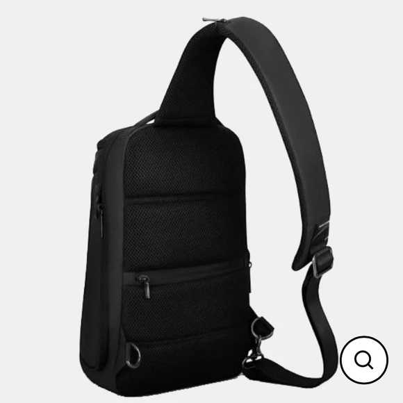 Men’s black bag for iPad or laptop. - Picture 7 of 16
